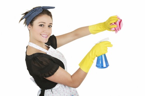 Deep cleaning services in W14 for homes and apartments